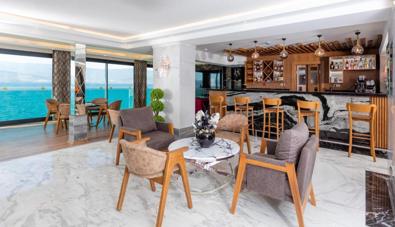 Guelluek Yali Boutique Otel Екстериор снимка