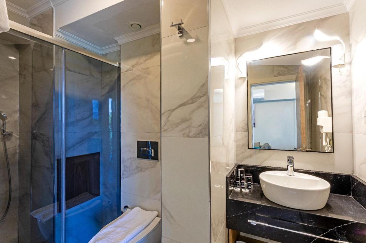 Guelluek Yali Boutique Otel Екстериор снимка